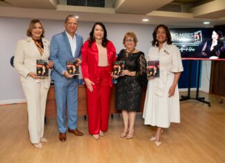 Sulin Lantigua de Glass realiza conversatorio sobre su libro “No mires atrás”